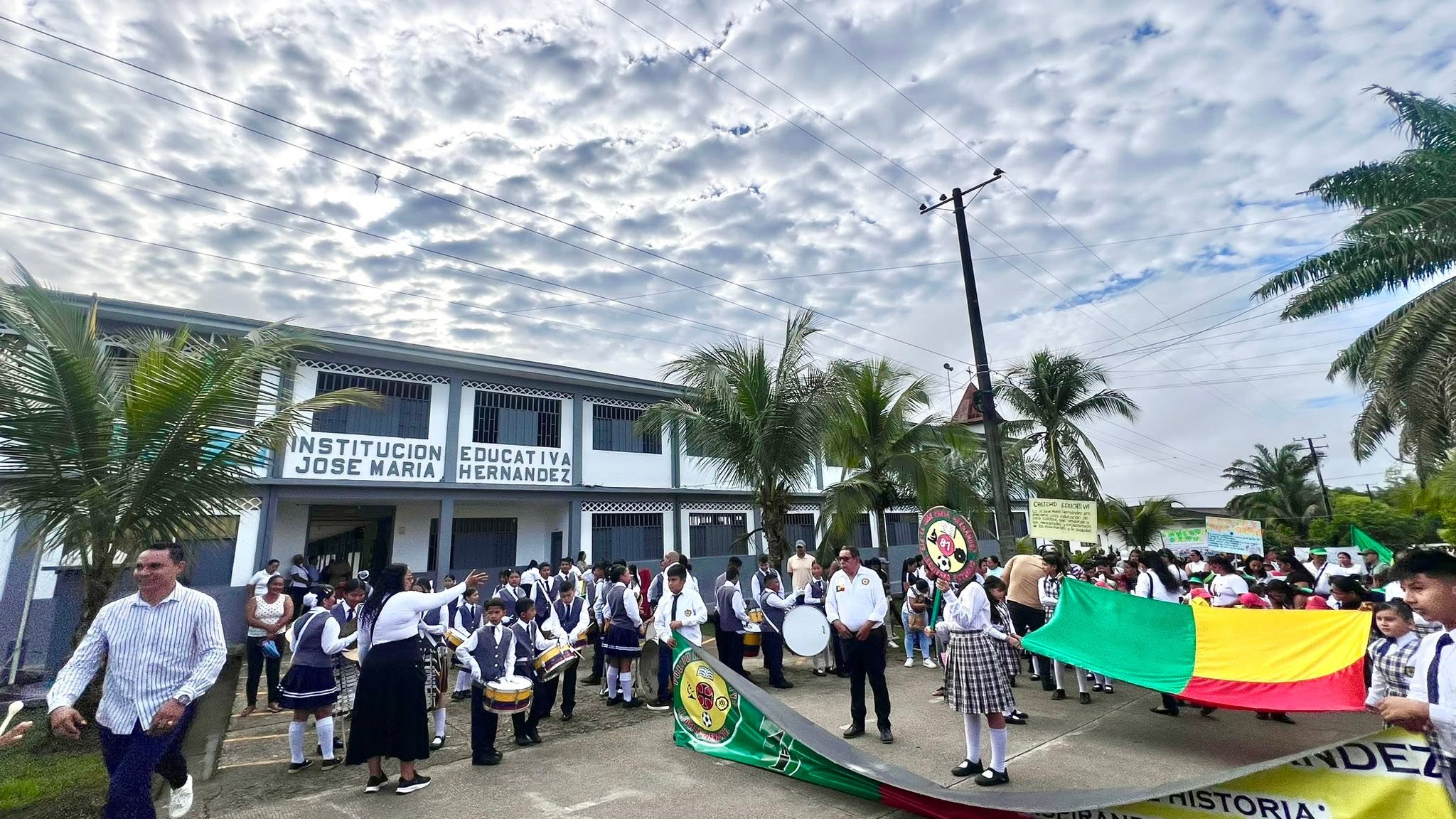 Sede educativa y comunidad 25